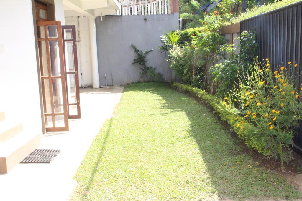 Self Cate Luxury Apartments Tennekumbura Rom bilde